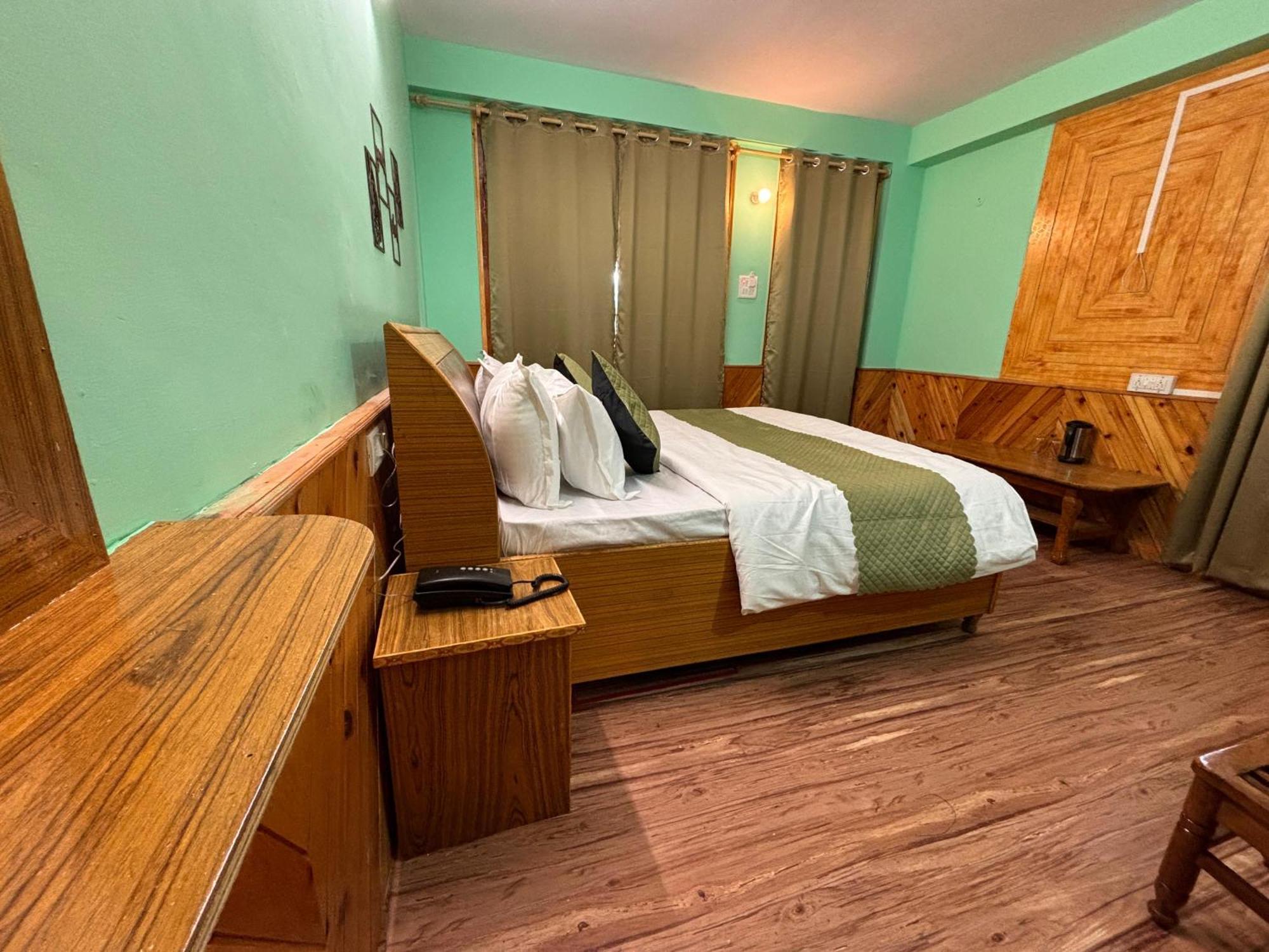 Hotel Geetanjali Sāngla Esterno foto
